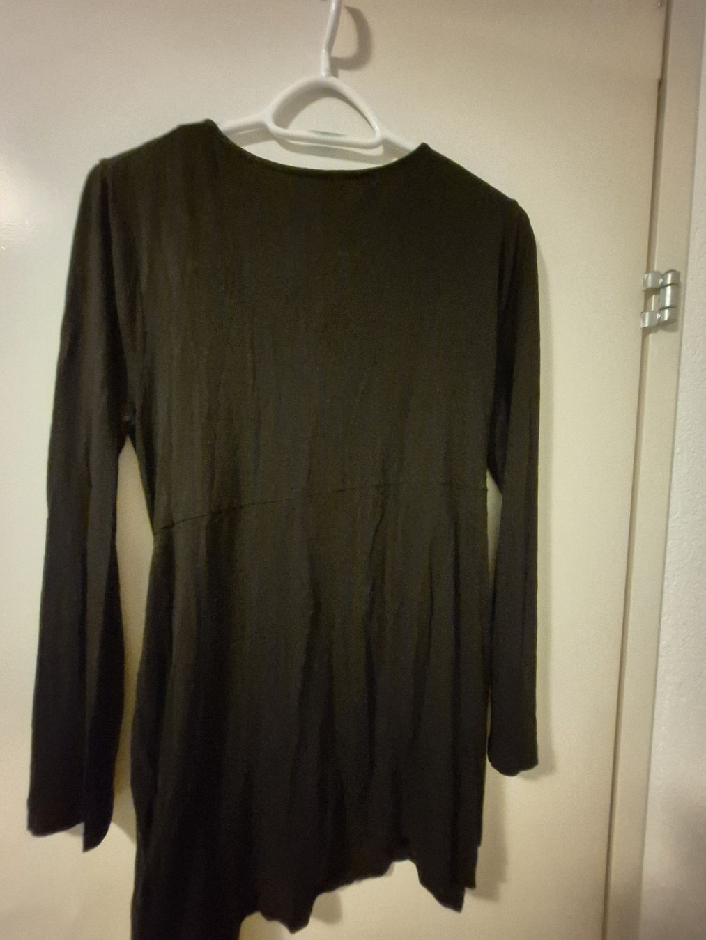 Kleider: Damen Wickelkleid Grösse 40/42 – Gebraucht aus Schöfflisdorf von kin_2dp9 1