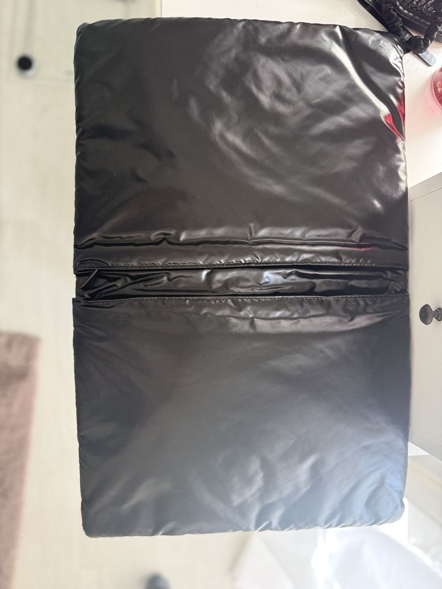 Chanel Kosmetikkoffer: Chanel Pouch / Clutch – Gebraucht aus Winterthur von Skerk18 3