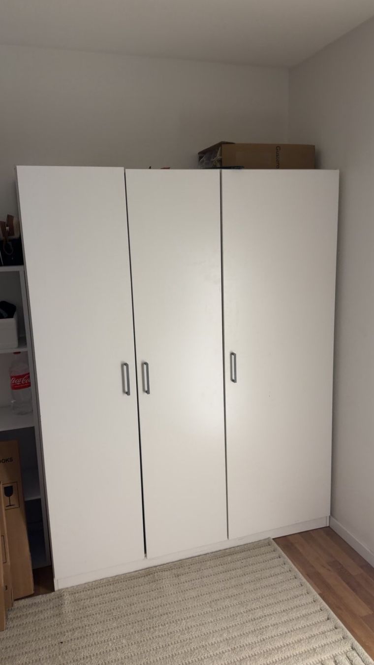 Guardaroba: Kleiderschrank – Usato da Zuchwil venduto da dam_z56r