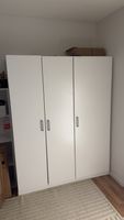 Kleiderschrank