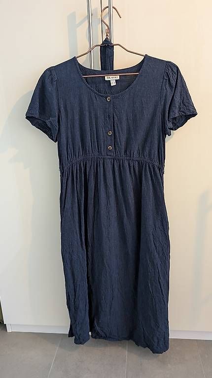 Lotti di vestiti: Schwangerschafts und Stillkleid – Usato da Zürich venduto da albalm