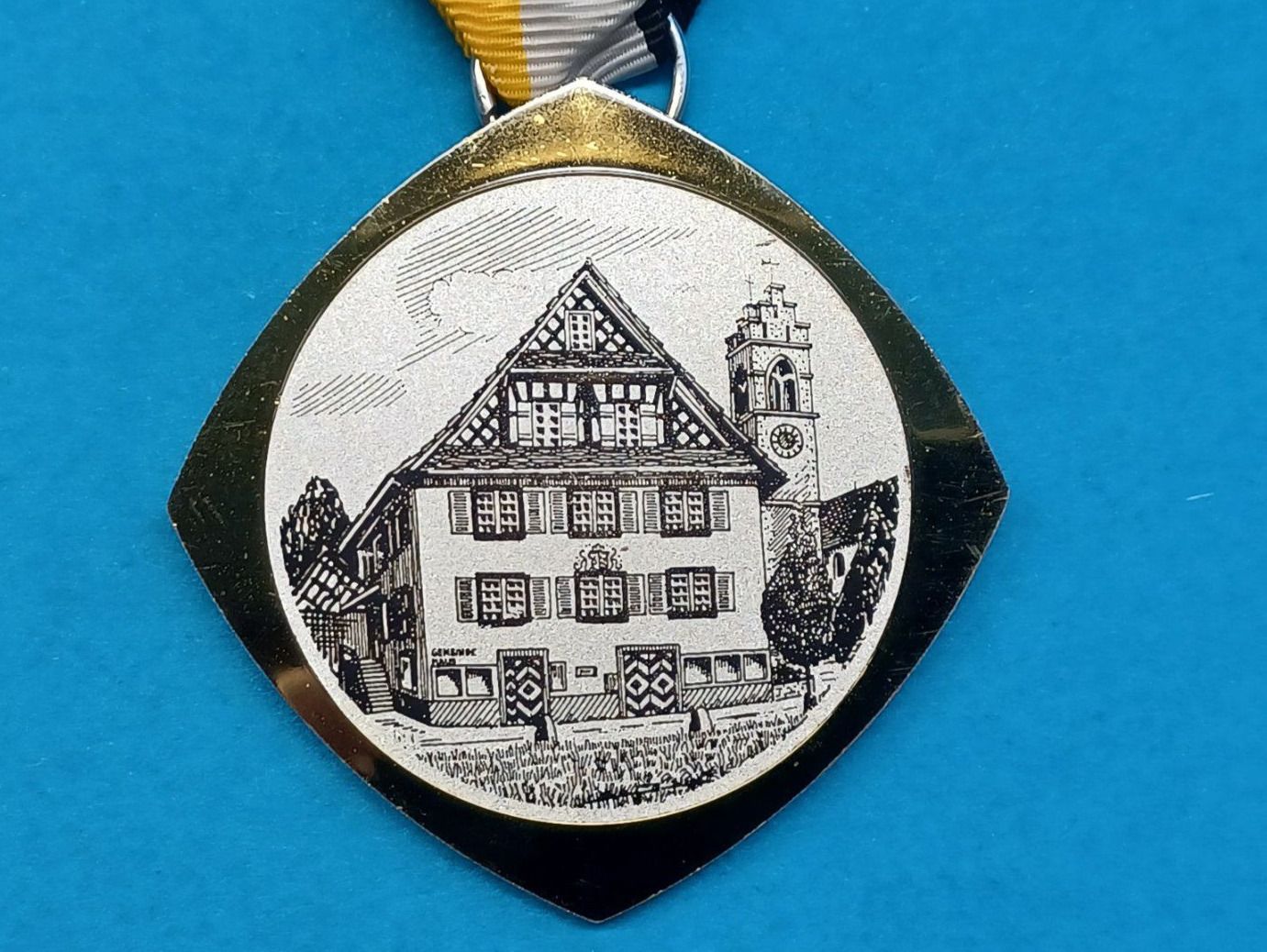 Medaglie: Affoltern a. Albis 1985 (X845) – Usato da Schwanden GL venduto da Suvorov