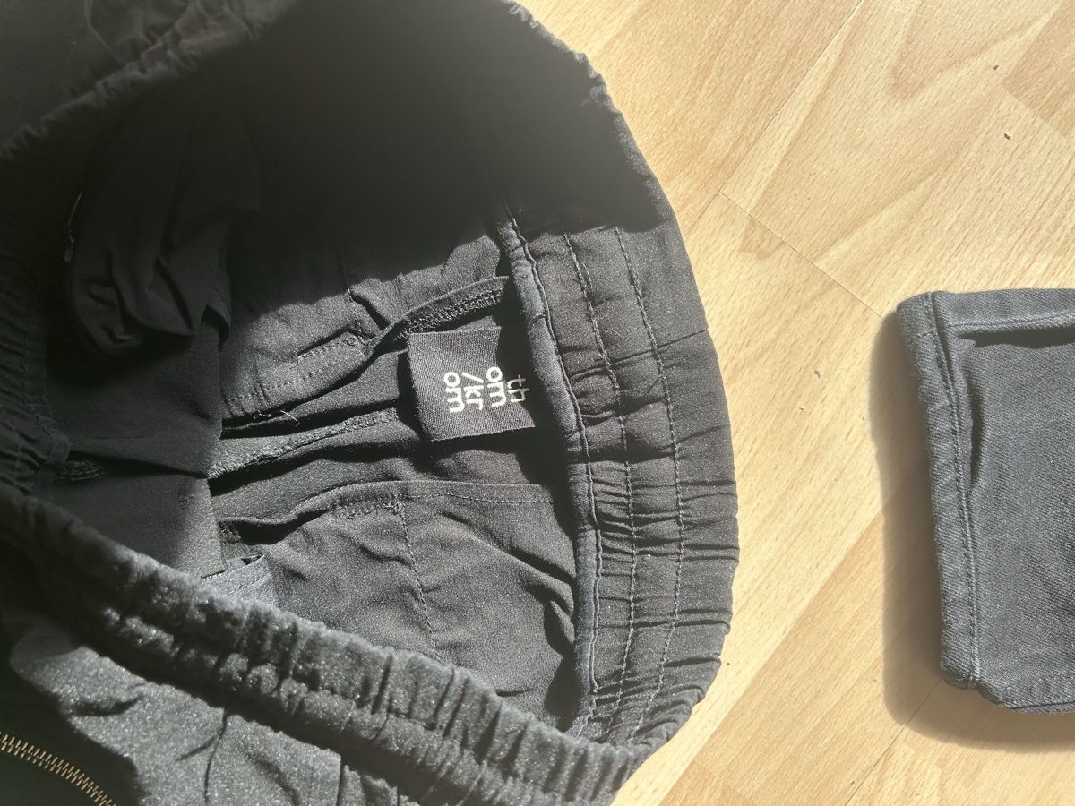 Pantaloni: Hosen Diesel / Haikure Medium 3x – Usato da Zürich venduto da Sherpa 5
