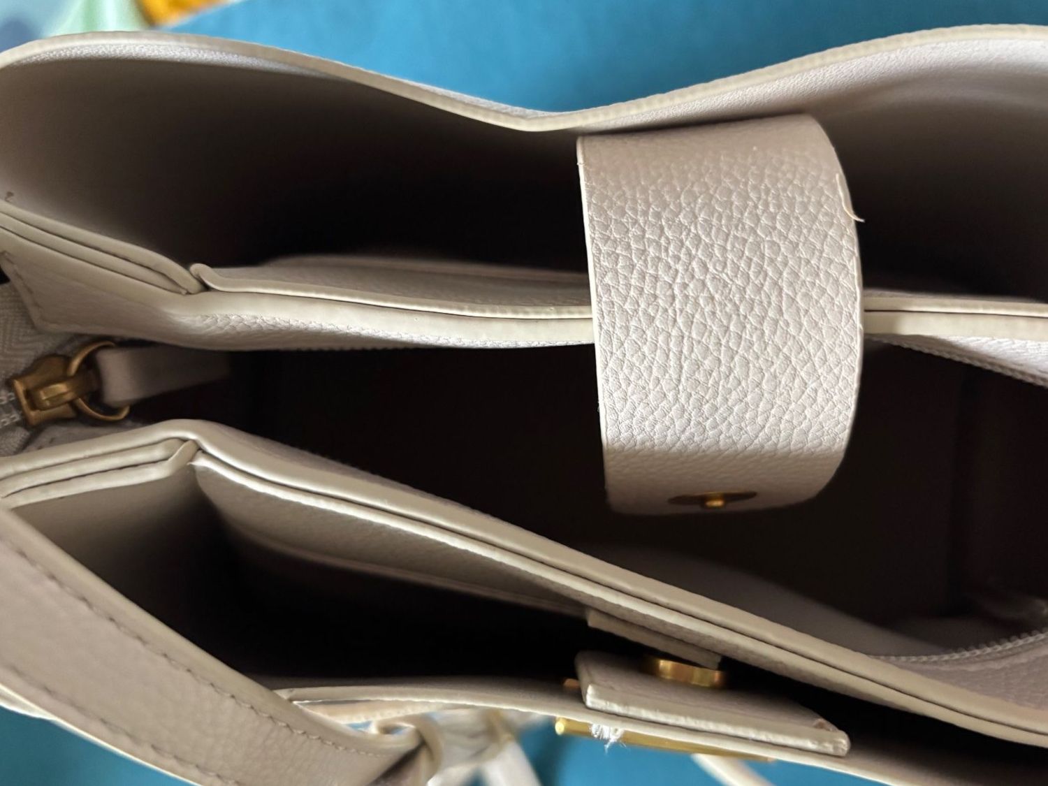 C&A Sacs: C&A Handtasche - fast wie neu – D'occasion à Bülach par bjoernbenny 4