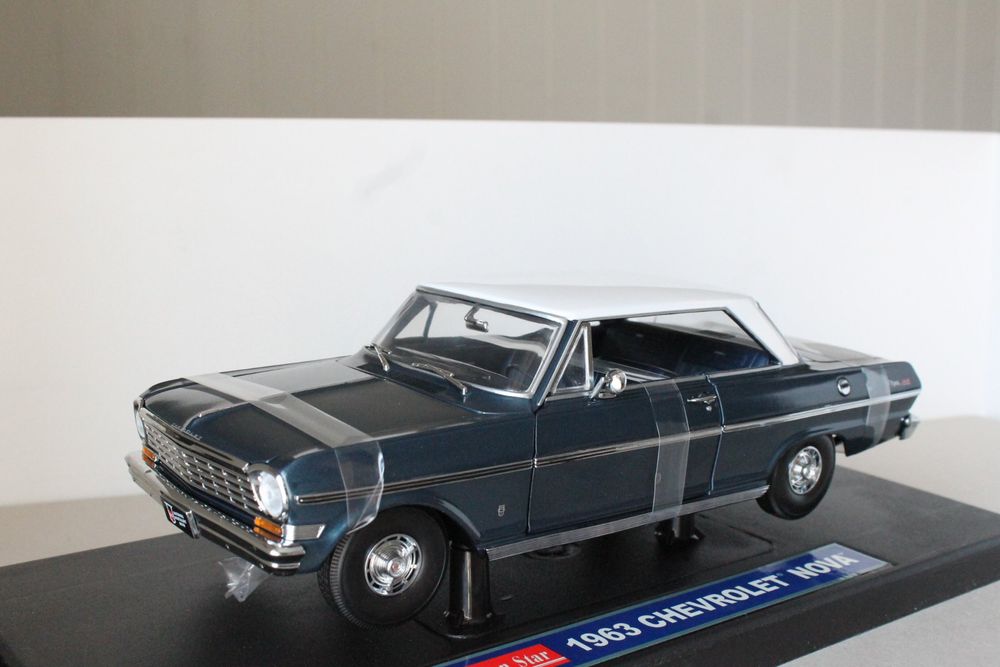 Miniature Sunstar 1/18 Chevrolet Nova 1963 Noire – 3964 – État Proche Neuf