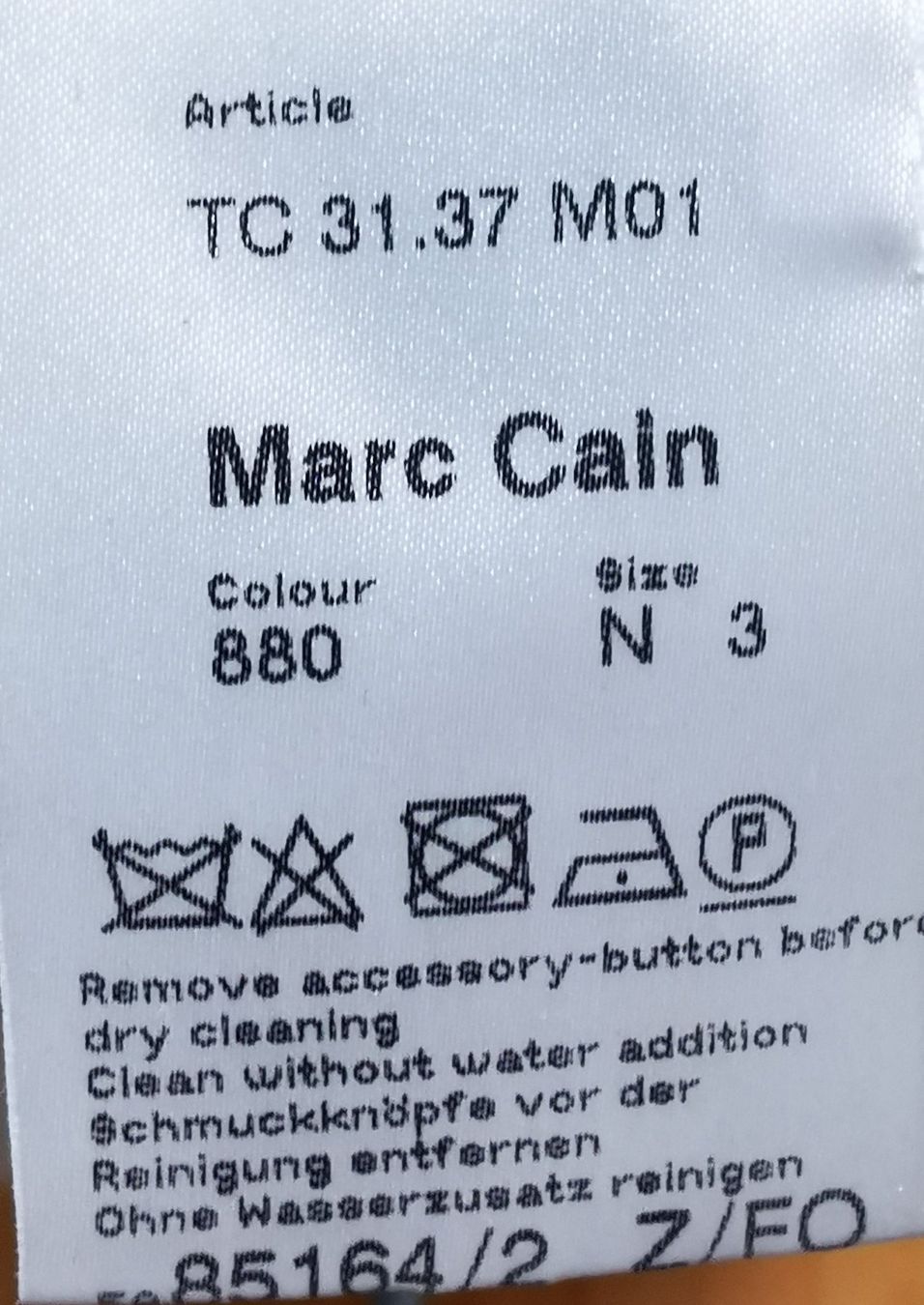 Marc Cain Giacche: Marc Cain Strickjacke, Grösse 3, neu! – Nuovo (secondo la descrizione) da Egg b. Zürich venduto da bil_6lr7 2