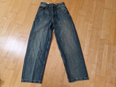 Super Baggy Jeans BERSHKA, 36