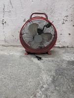 Retro Metall-Ventilator rot – Industrial / Vintage Design