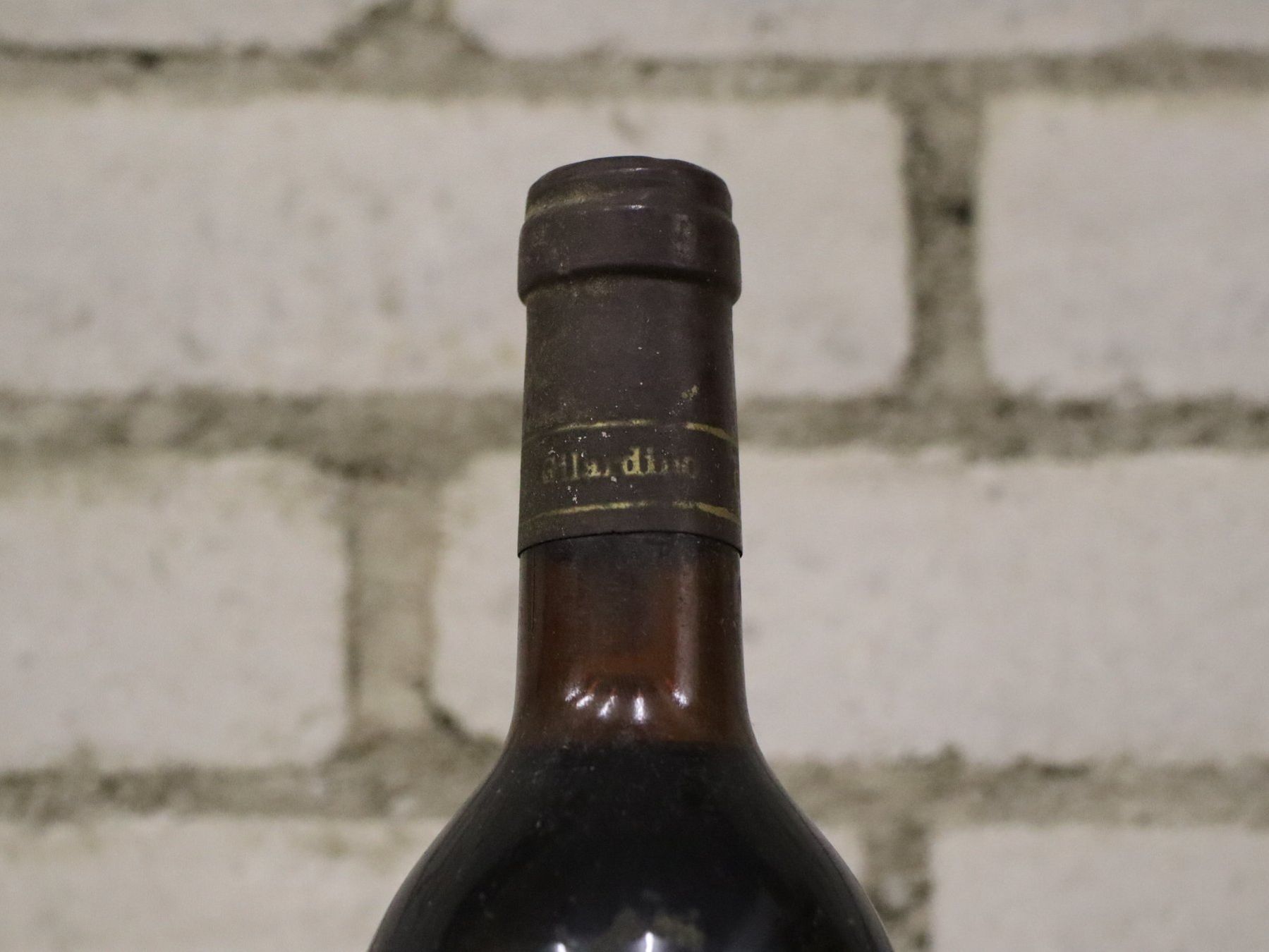 Vino: 1976 Barbaresco Riserva Speciale Gilardino D.O.C – Nuovo (secondo la descrizione) da Münchenstein venduto da wusmarino 1