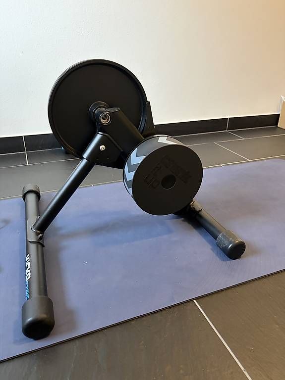 Wahoo Hometrainer: Wahoo kickr core – Gebraucht aus Giubiasco von Cardi87 1