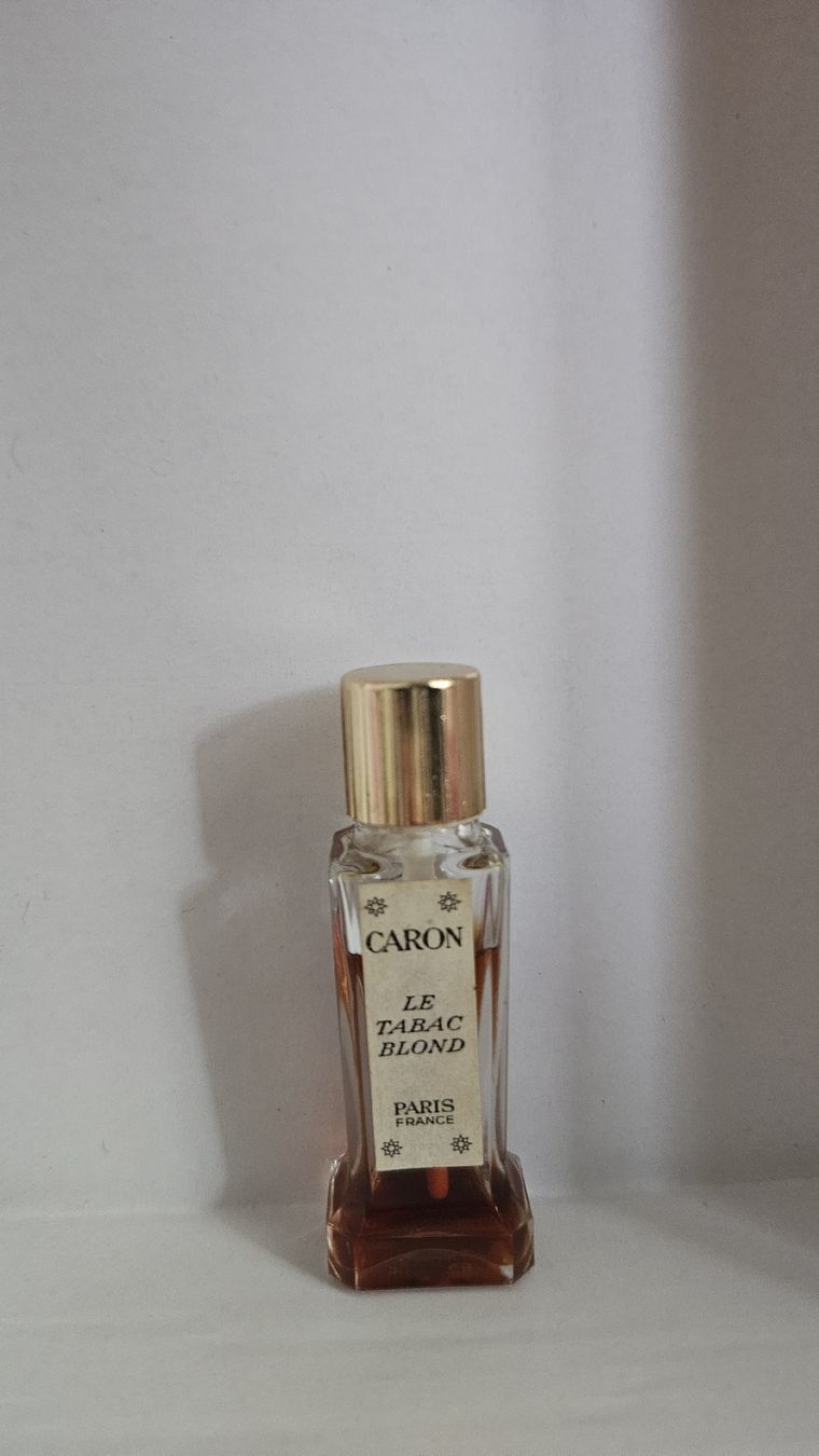 Profumi & Eau de Toilette: Le Tabac Blond – Caron – Usato da Spreitenbach venduto da cus_lr69