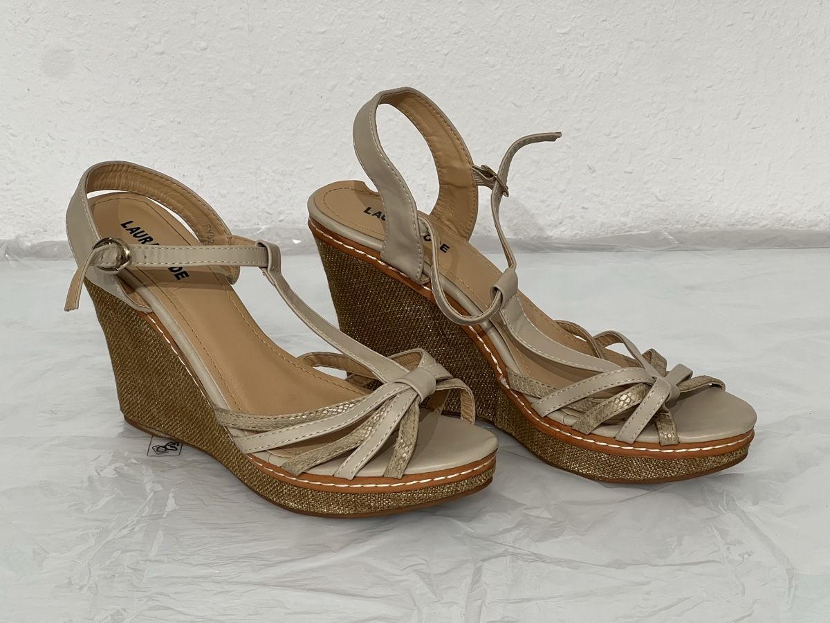 Damenschuhe: Chaussures sandales Laura Mode 41 – Gebraucht aus GENÈVE von triple7ch 1