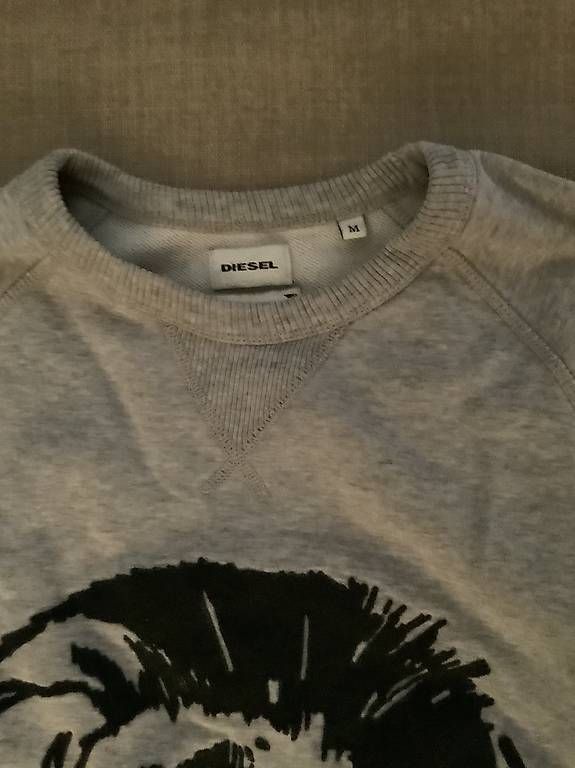 Diesel Pullover & Sweatshirts: Grey Pullover from Diesel size M – Gebraucht aus Zürich von eli_685m 1