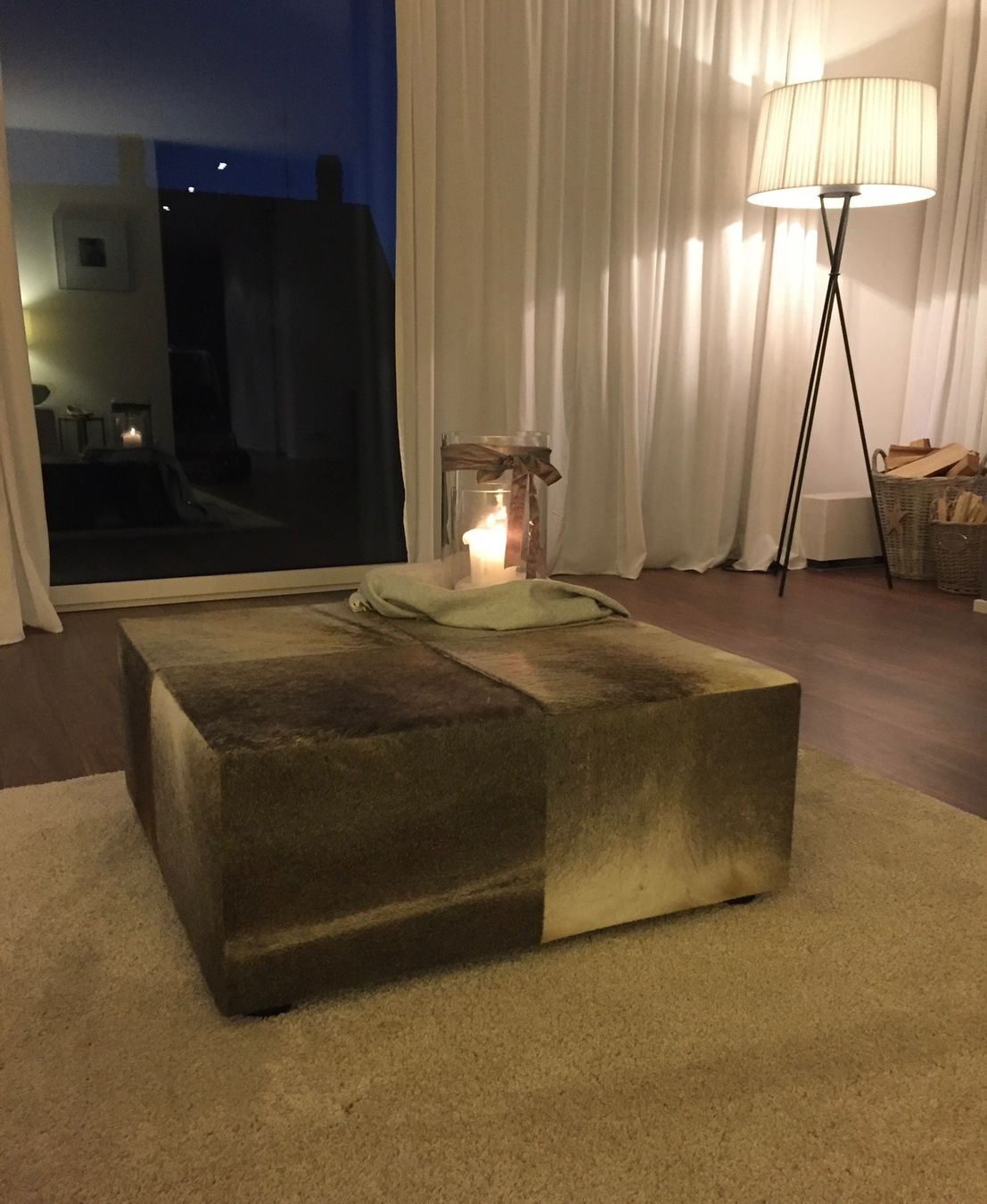 Sgabelli: Hocker / tisch – Nuovo (secondo la descrizione) da Cham venduto da ben_8jv6