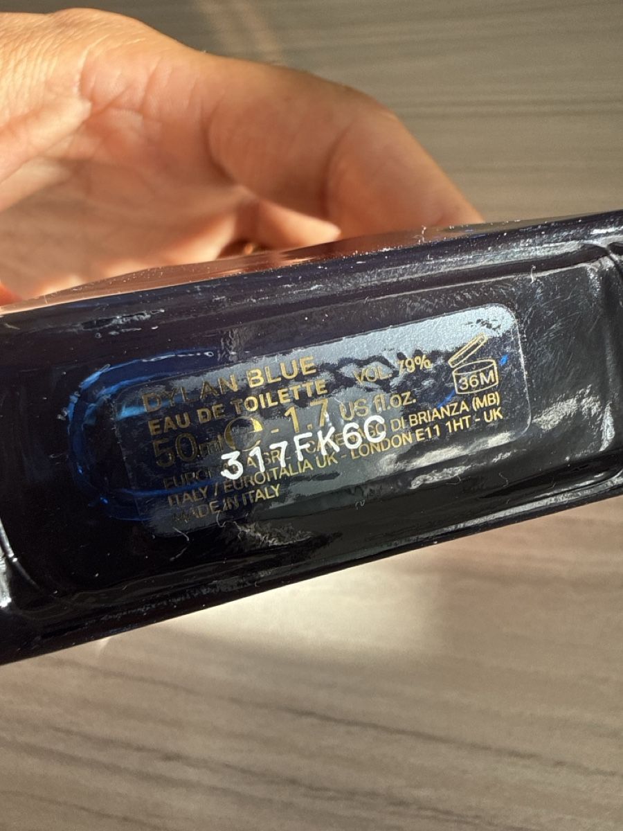 Versace Profumi & Eau de Toilette: Versace Dylan Blue Eau de Toilette 50ml nuovo – Nuovo (secondo la descrizione) da Amriswil venduto da Ttsa 1