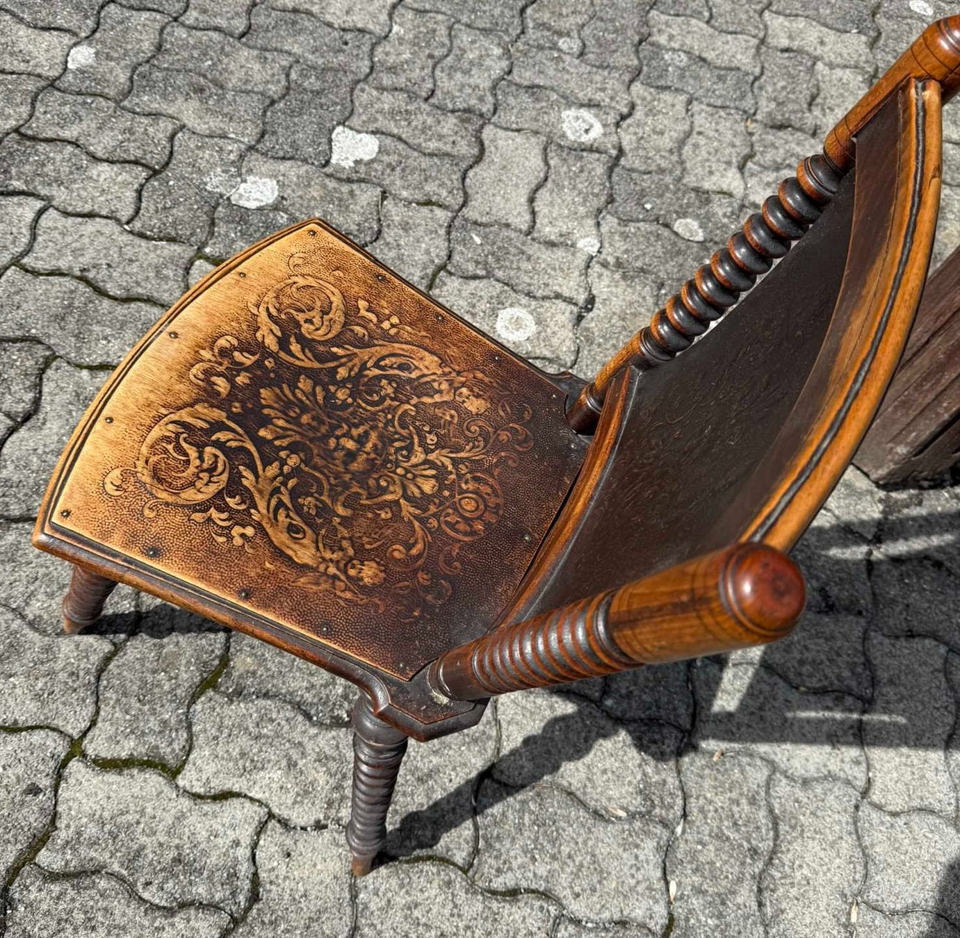 Chaises: antiker, rustikaler Stuhl – D'occasion à Horw par Pisoft 3