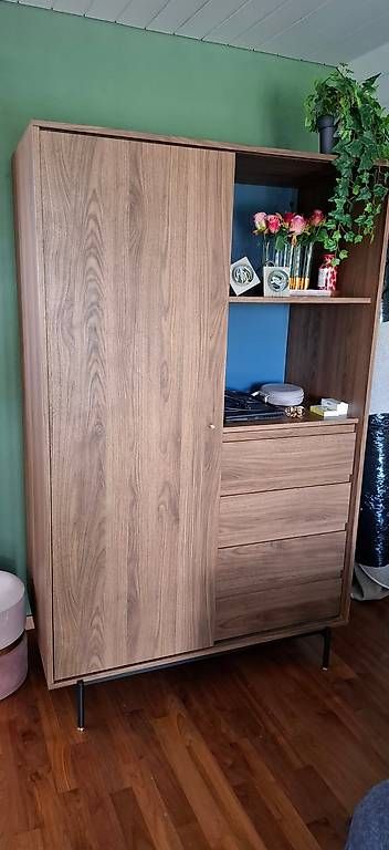 Ikea Schränke: IKEA Kleiderschrank – Gebraucht aus Pfyn von Lzar 1