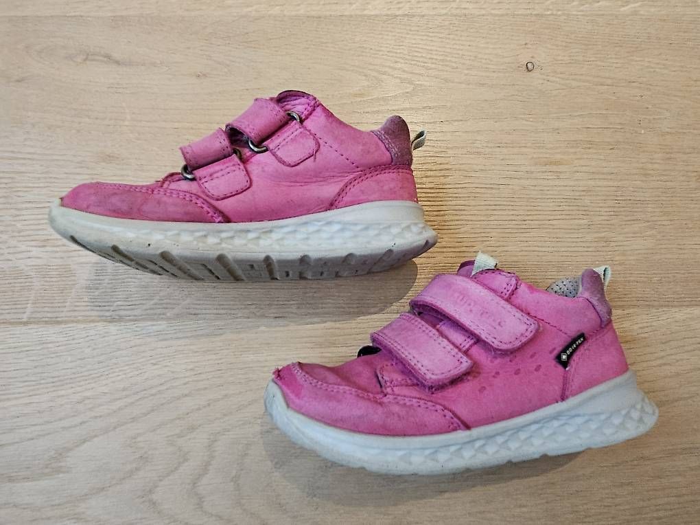 Scarpe per ragazze: Turnschuhe Superfit Gr. 25 – Usato da Hüntwangen venduto da Hensi1 4