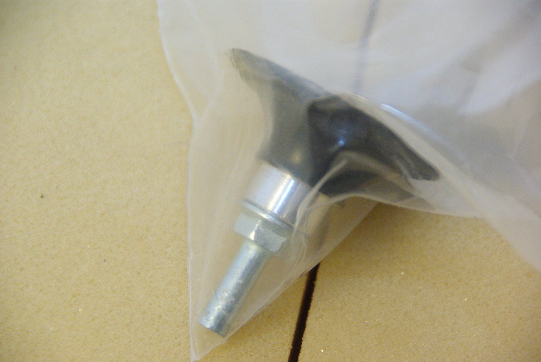 Alle Werkzeuge: Stützteller ROLOC 50mm mit 6mm Schaft – Neu und originalverpackt aus Herisau von Cevianer1844 1