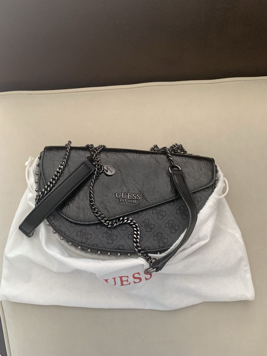 Guess Taschen für Damen: Guess Tasche  – Gebraucht aus Bergdietikon von zor_856j 1