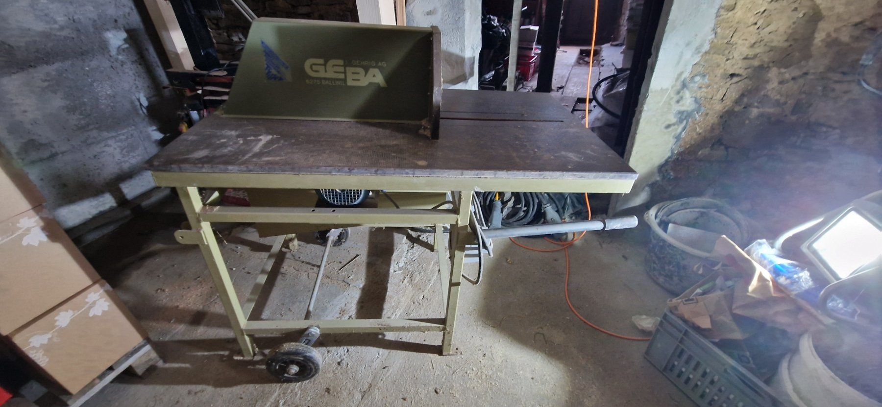 Geba Scies: Holzfräse 380V - Geba – D'occasion à Weggis par Remue