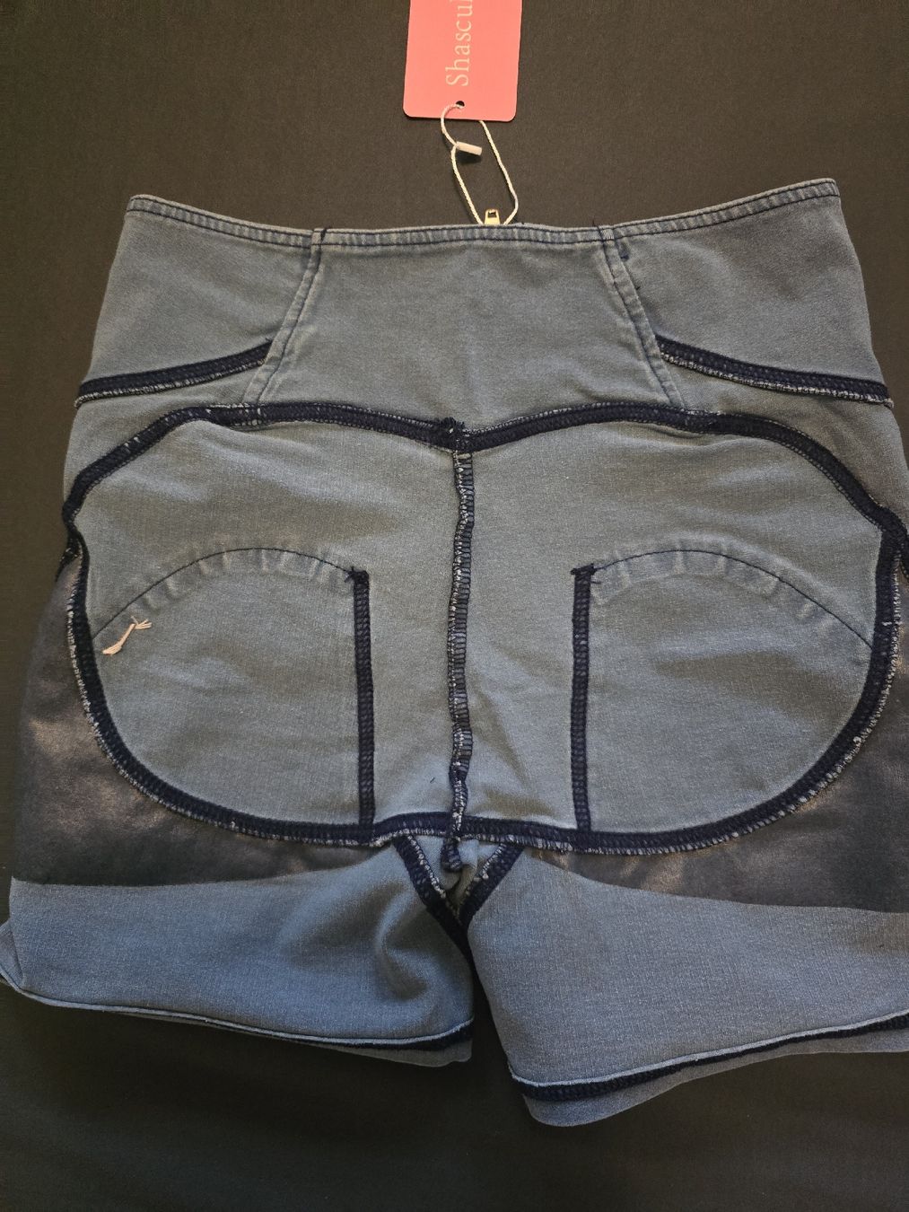 Pantaloni: Short S (Freddy) push up neuf – Nuovo e nell'imballaggio originale da Estavayer-Le-Lac venduto da zazadavidson 2