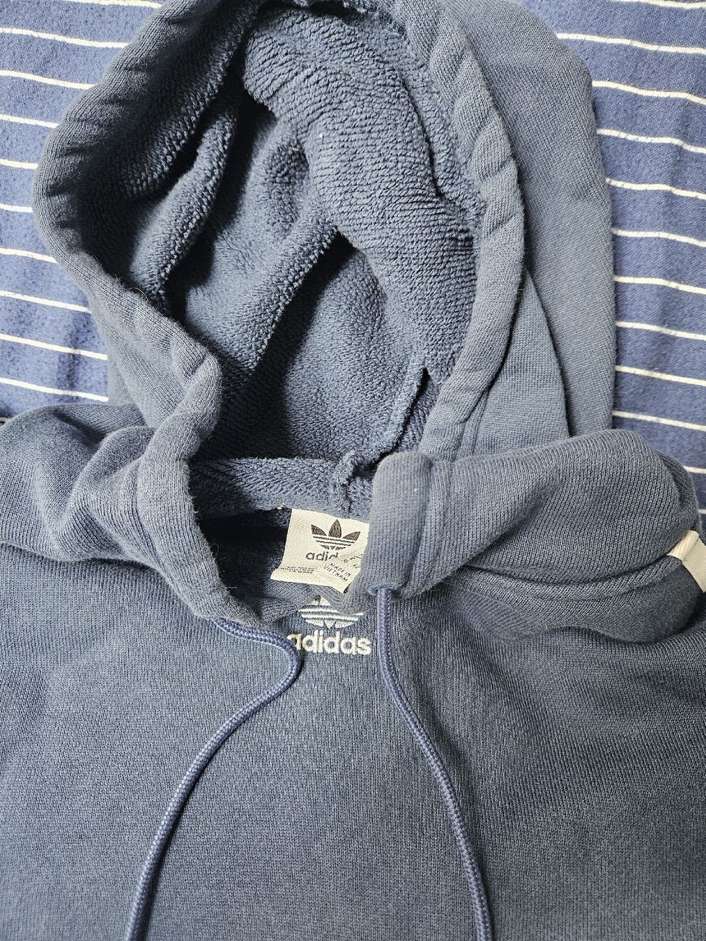 Adidas Pullover & Sweatshirts: Adidas Hoddie blau – Gebraucht aus Fehren von hxna36 2