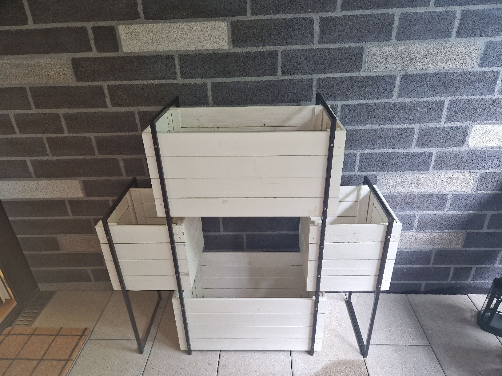 Scaffali: Pflanzen-/Blumengestell  – Usato da Winterthur venduto da jamz77d 1
