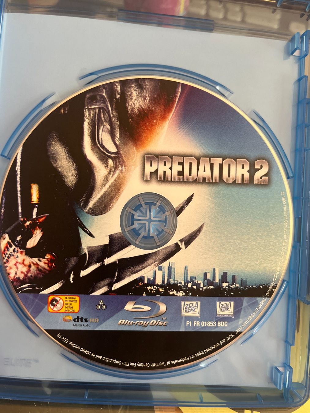 Tutti i DVDs: Predator 2 (1990, Blu-ray, Danny Glover) – Usato da Vevey venduto da zecollector 2