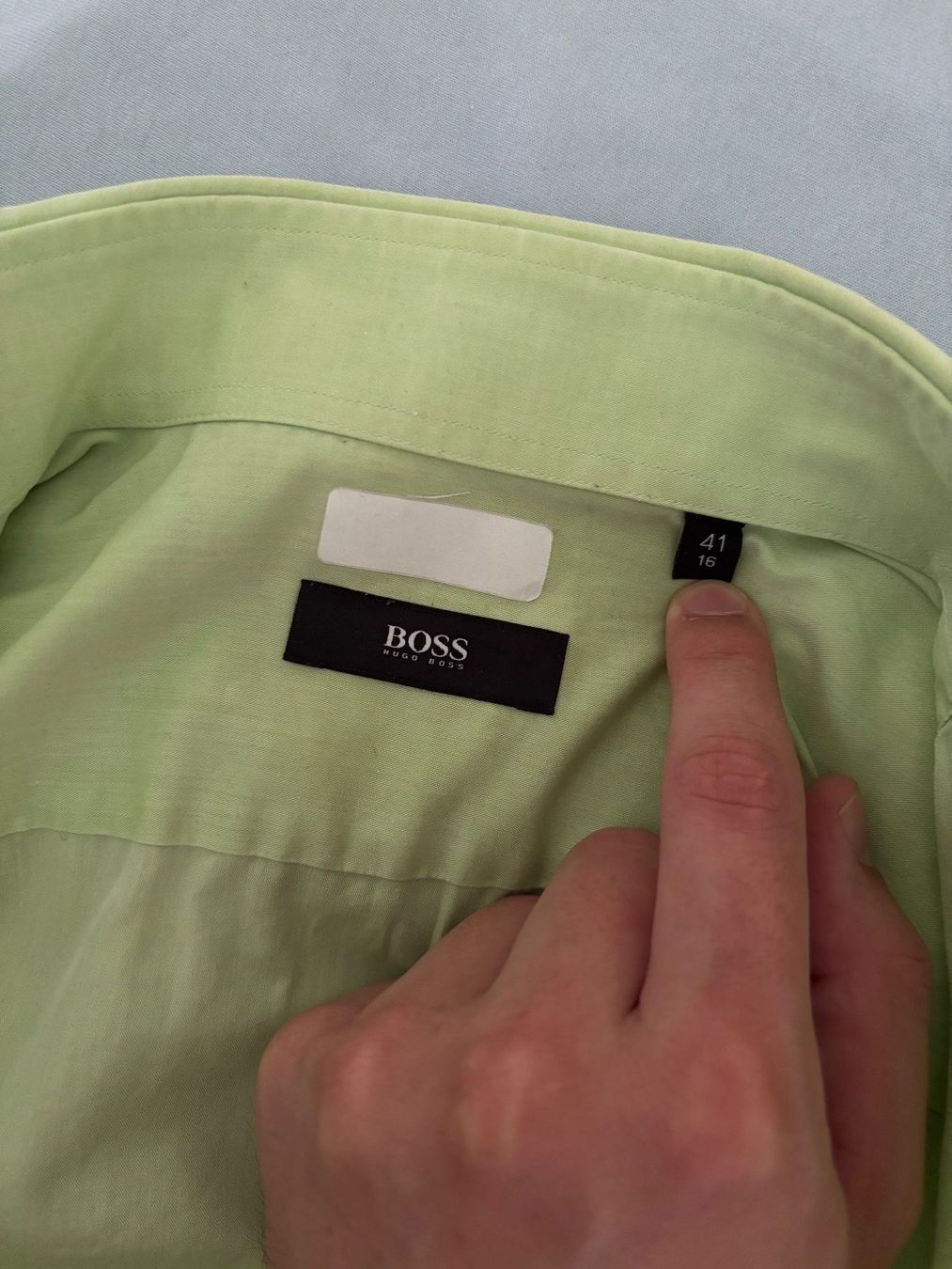 Hugo Boss Camicie: Hellgrünes Kurzarmhemd von Hugo Boss – Usato da Basel venduto da bal_vz76 1