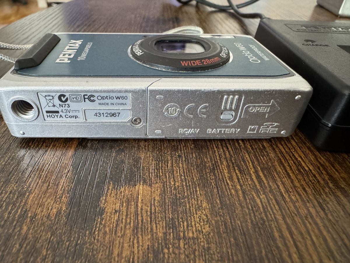 Pentax Kamera: pentax optio w60 digitalkamera – Gebraucht aus Zunzgen von milesdavis76 3