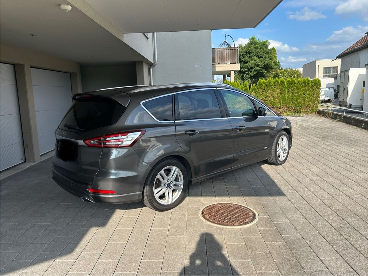 Ford Automobili: Ford S-Max 2.0TDCI 4x4 – Usato da Henau venduto da terrible 3