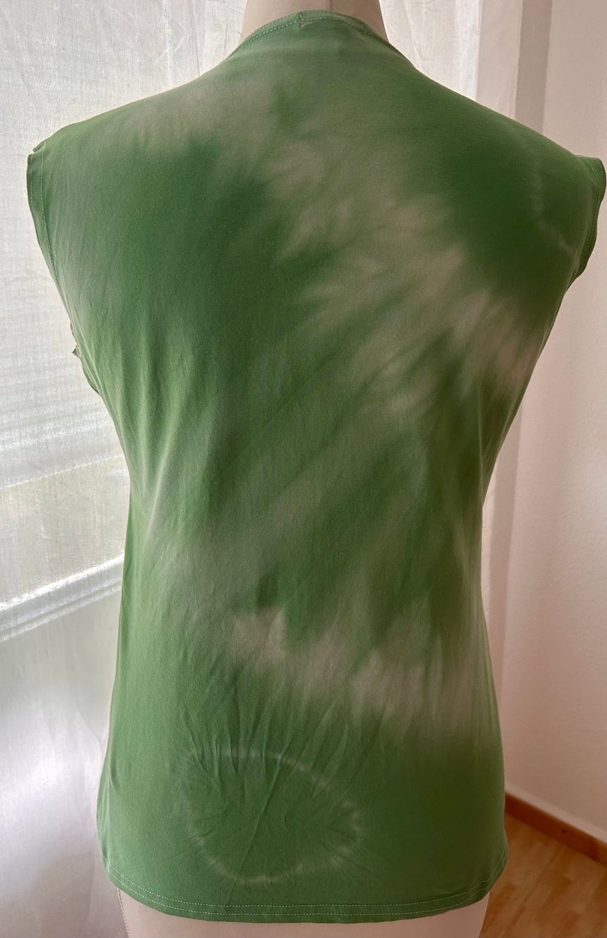 Top: Neu: hellgrünes Pee, Bea & Jae Batik-Top Tanktop M – Nuovo (secondo la descrizione) da Zürich venduto da DepotCharity 2