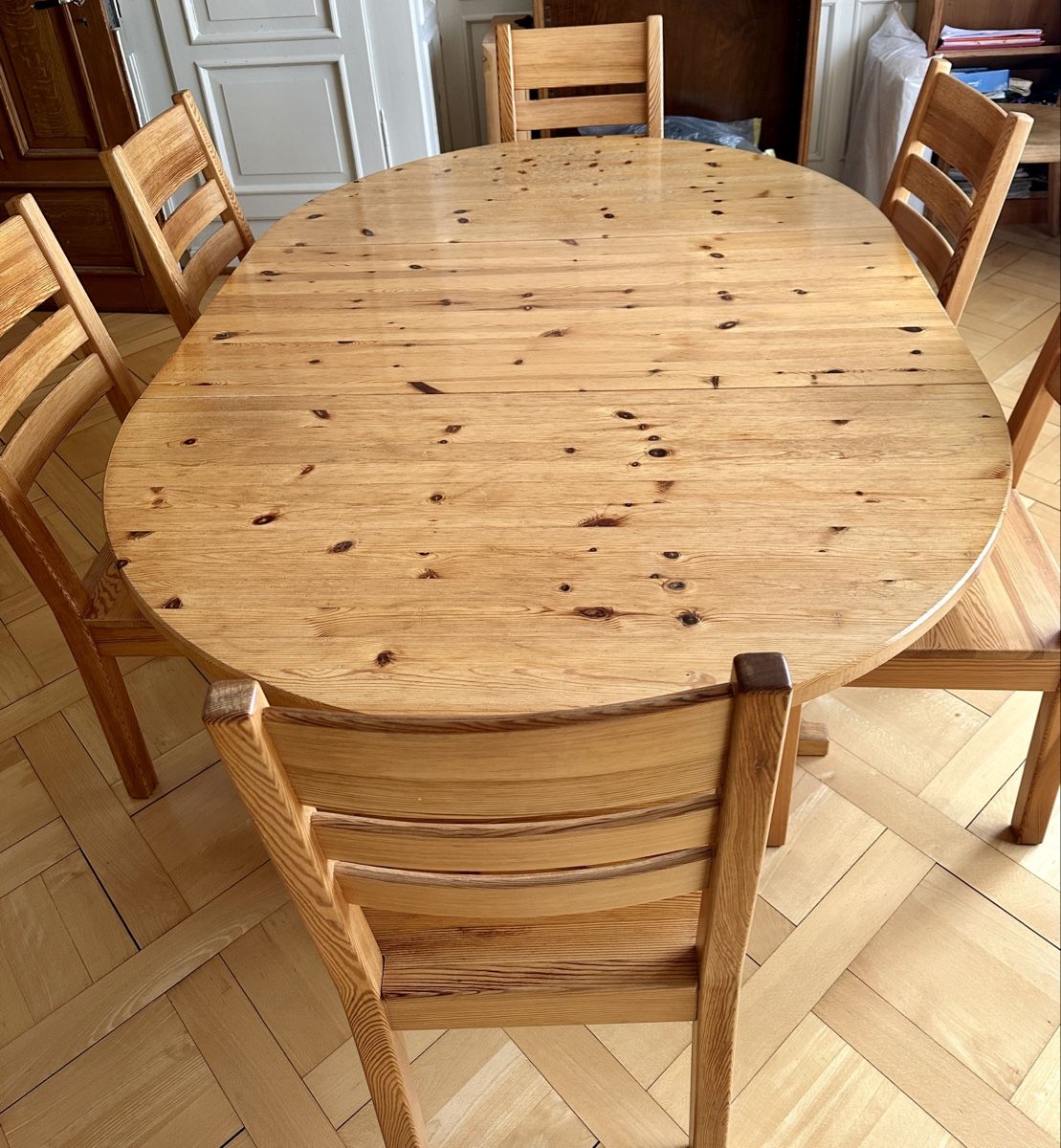 Ikea Tische: Grosser Tisch / Esstisch mit 6 Stühlen – Gebraucht aus Winterthur von mat_q5d5 2