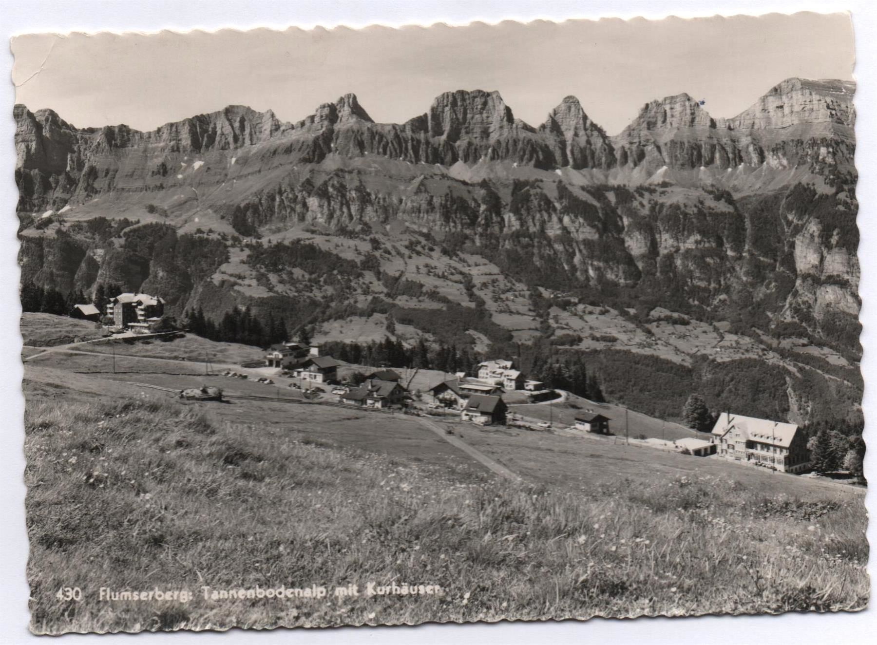 Cartoline postali: FLUMSERBERG Tannenbodenalp mit Kurhäuser – Usato da Jona venduto da philajona