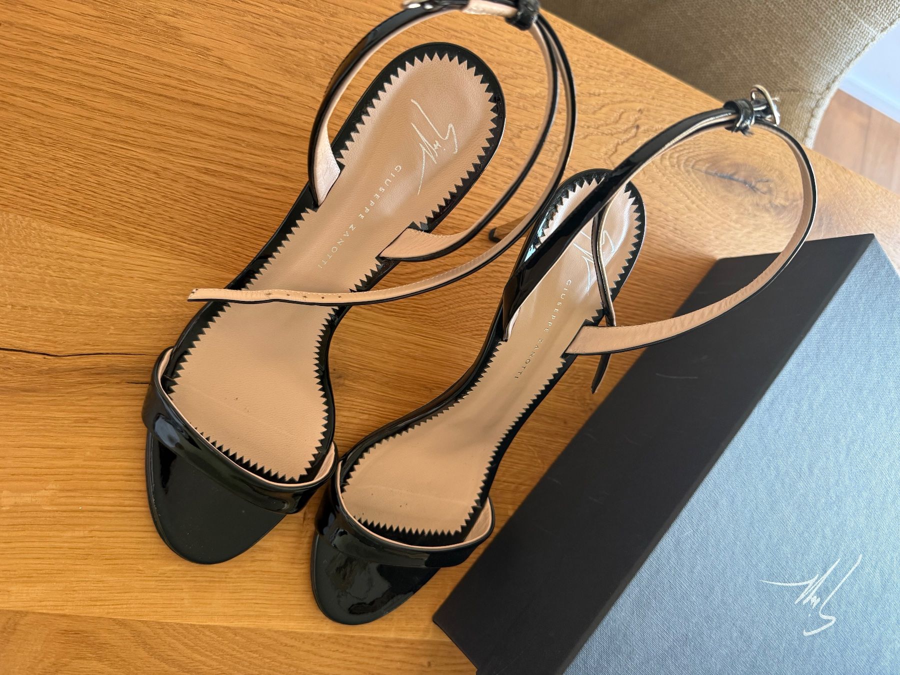 Zanotti Scarpe da donna: Giuseppe Zanotti Sandaletten - Grösse 39.5 – Usato da Zürich venduto da Ale_2r7z 2