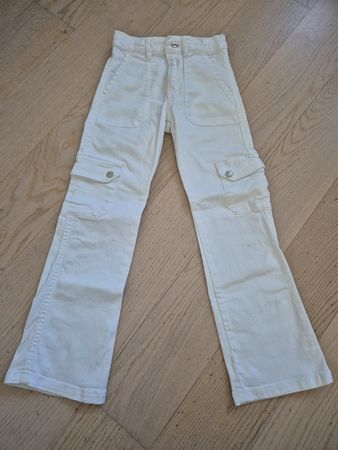 Zara Mädchen Cargohose weiss Gr. 128