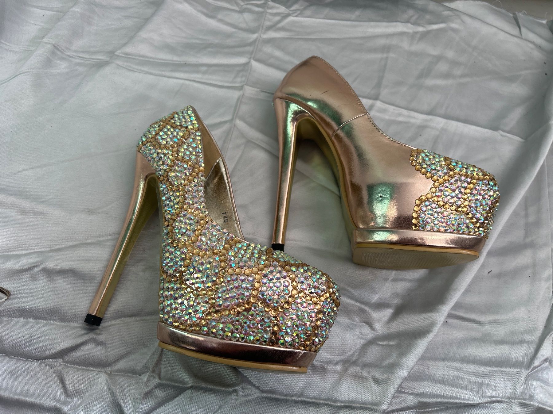 Damenschuhe: High Heels Pumps Gr 34 Neu – Neu und originalverpackt aus Regensdorf von Spyke55 2
