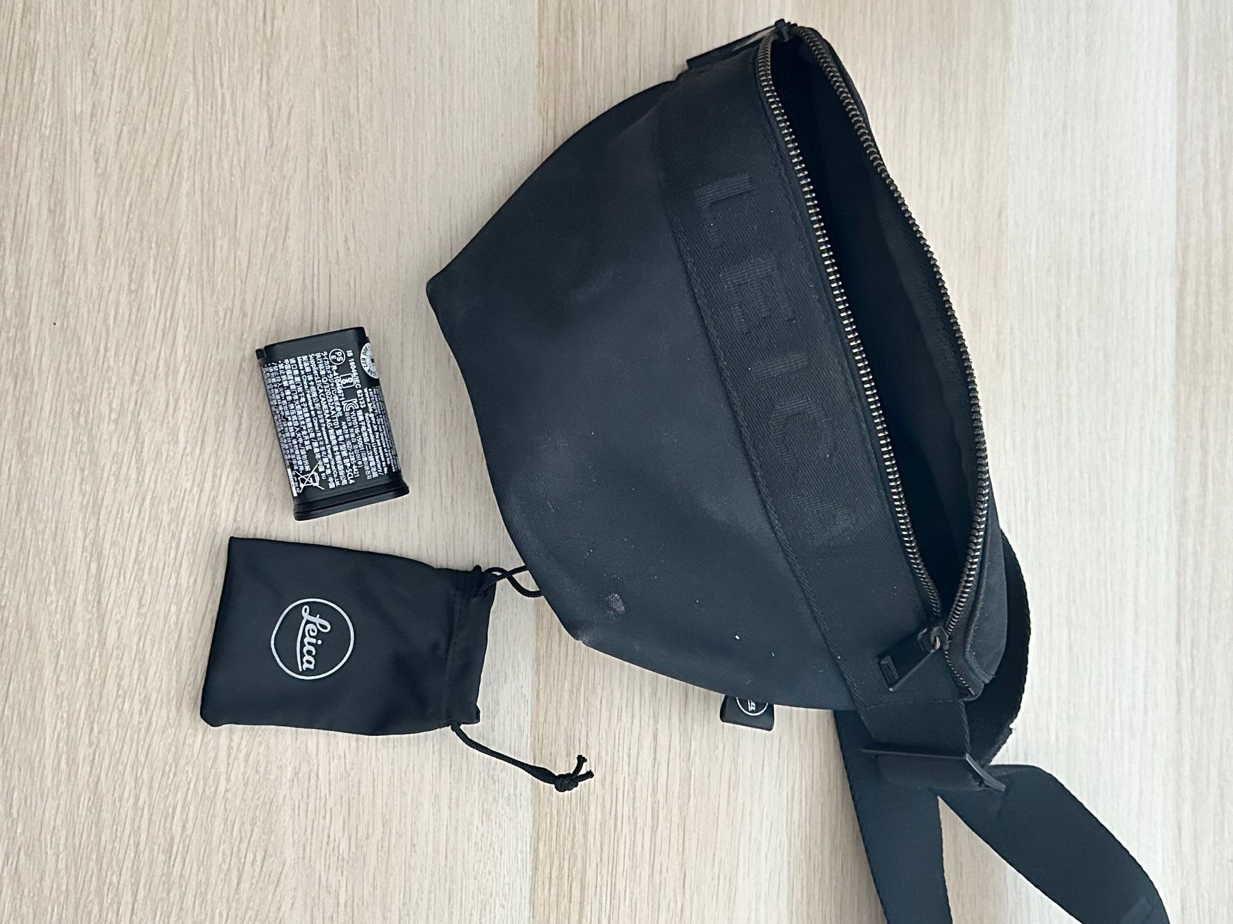 Leica Kamera: Leica Q2 mit Zubehör und Originalverpackung – Gebraucht aus Basel von NicCai 5