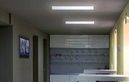 Architektonische Designerleuchte Wand / Decke von LUCIS. NEU