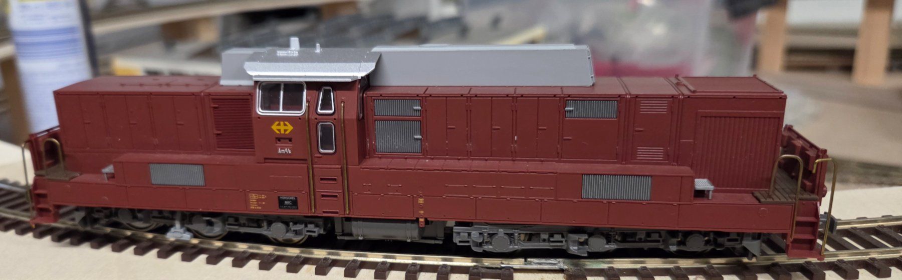 Hobbytrain Modellini di ferrovie: Hobbytrain SBB  Am 6/6 DC analog mit OVP – Usato da Lostallo venduto da Berto 2