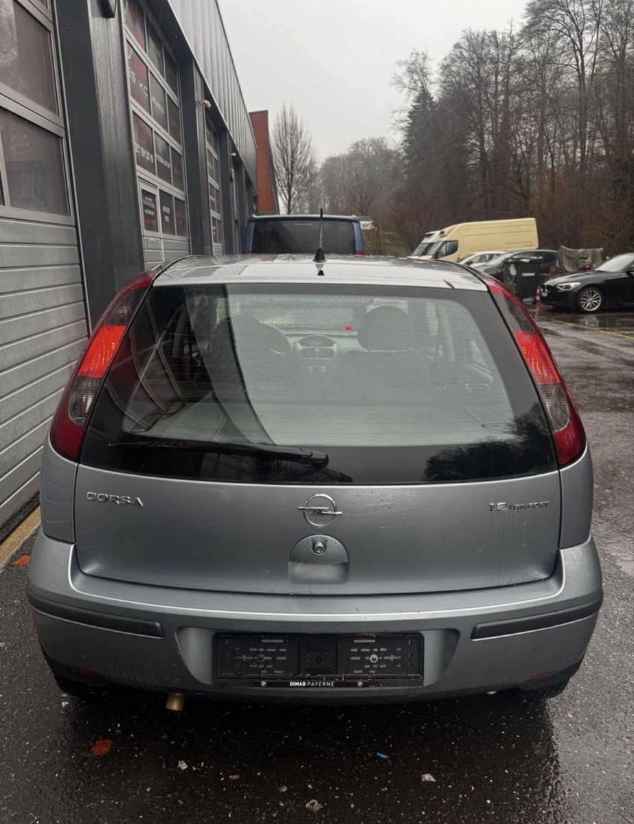 Opel Automobili: Opel Corsa C  – Usato da Lonay venduto da PancheChakalov 1