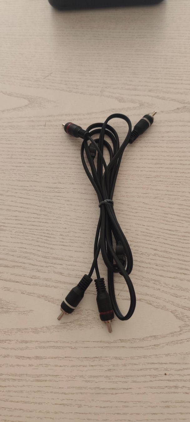 Câbles: Câble audio RCA – D'occasion à Aigle par Dadavd