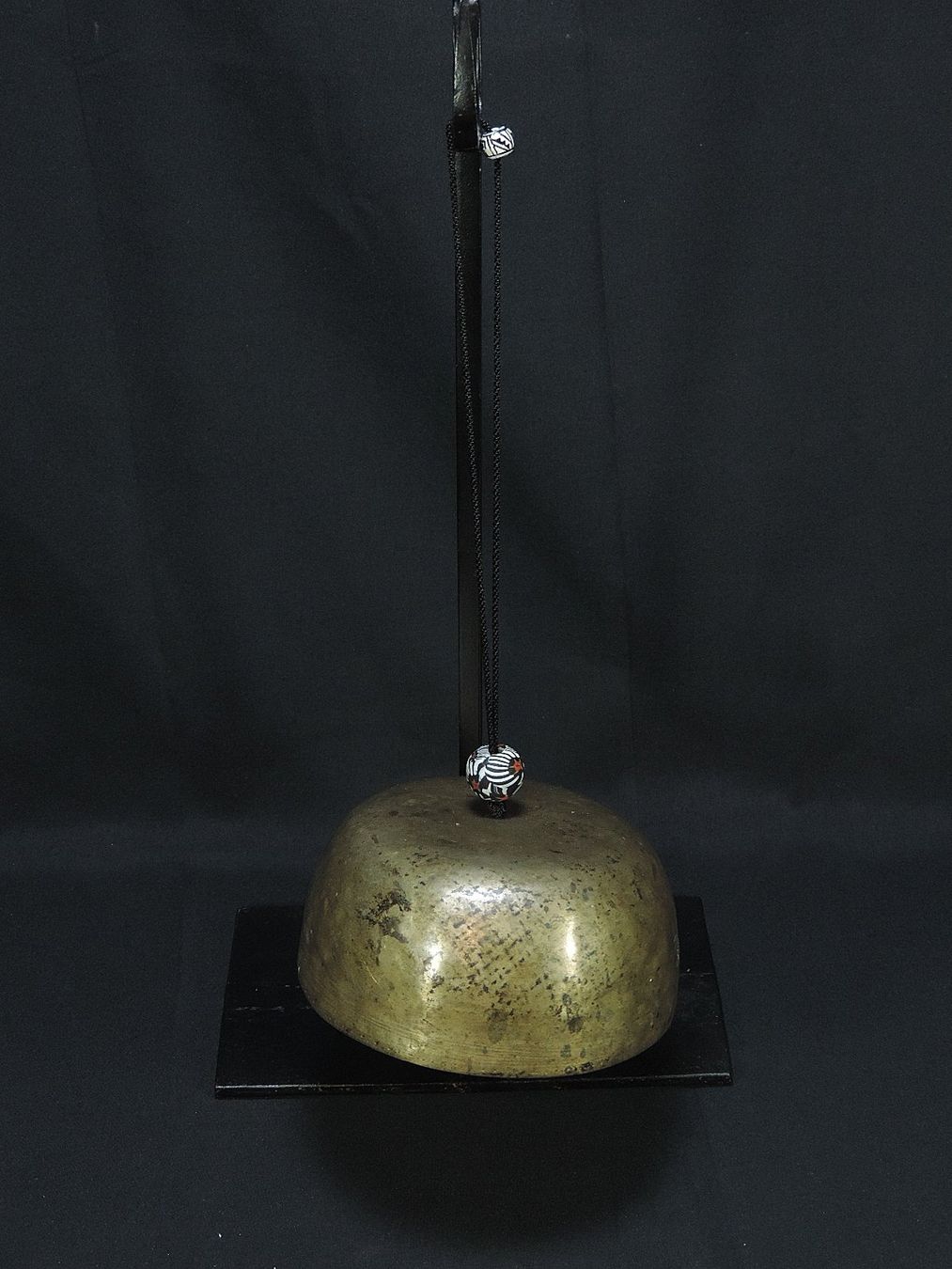 Campanacci mucche: alte Klangschale aus Nepal, Glocke – Usato da Duggingen venduto da roterbambus
