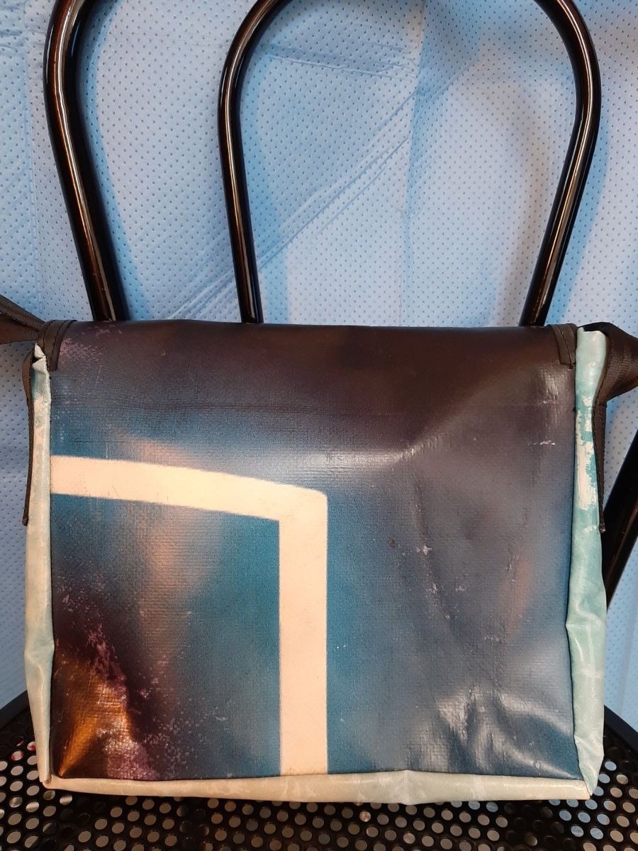 Freitag Taschen: Freitagtasche Lassie F11 – Gebraucht aus Winterthur von 1rainbow54 1
