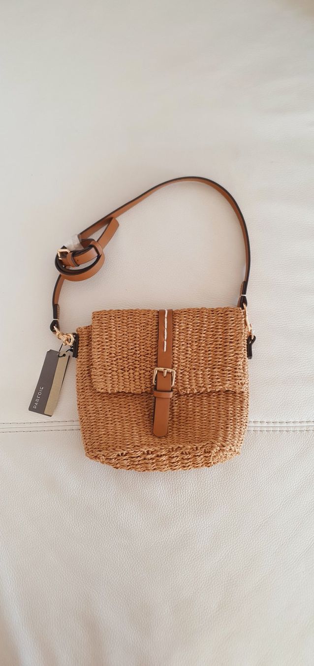 Borse da donna: Angesagte Strohtasche Parfois 22x20x5cm NEU – Nuovo e nell'imballaggio originale da Stansstad venduto da InStyle8 1