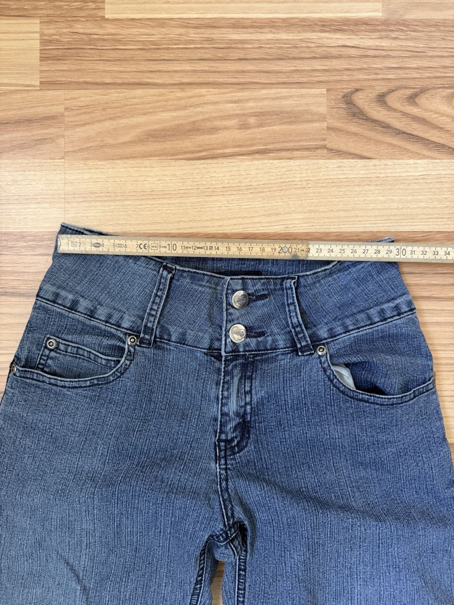 Jeans: Bootcut Jeans – D'occasion à Allschwil par power9000 2