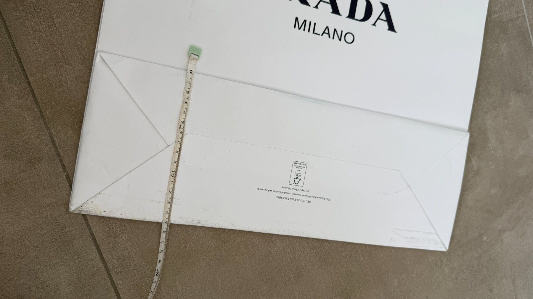 Prada Borse: Paper bag Prada – Usato da Lugano venduto da _tuttifrutti_ 4