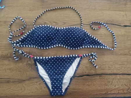 Calzedonna Bikini marineblau mit Punkten Grösse m