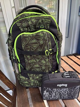 Schulranzen, Turnsäckli + Etui 